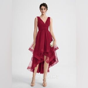 NWT JJ’s House A-line V-Neck Asymmetrical Tulle Cocktail Dress in Burgundy sz 0